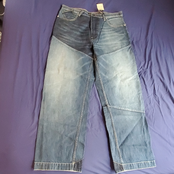 Jeans - Picture 2 of 2